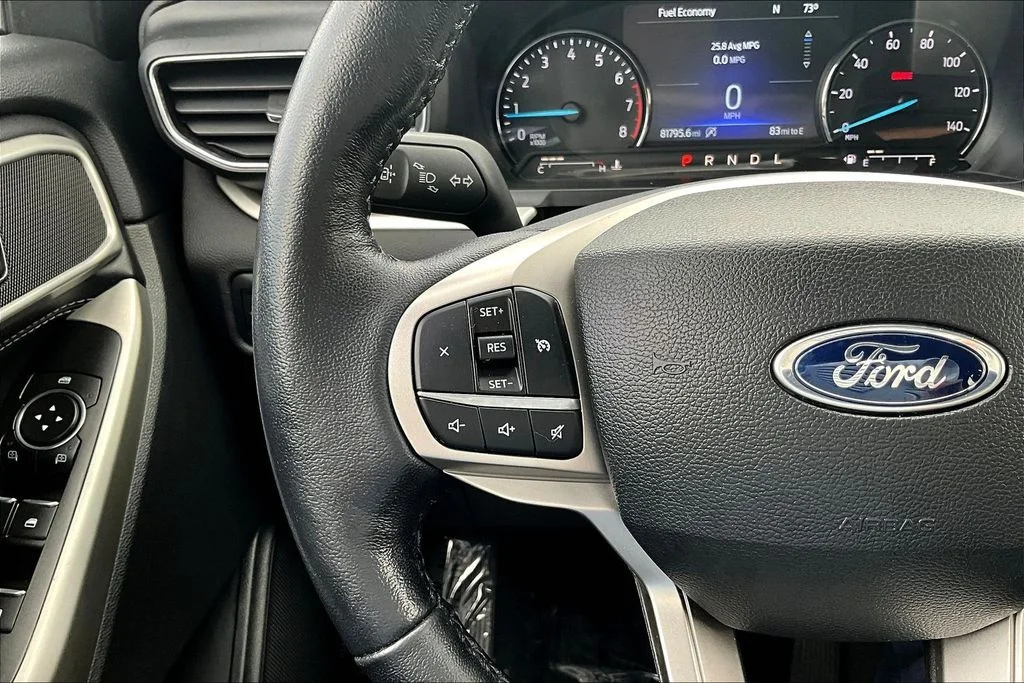 Used 2022 Blue Metallic Ford XLT image 13