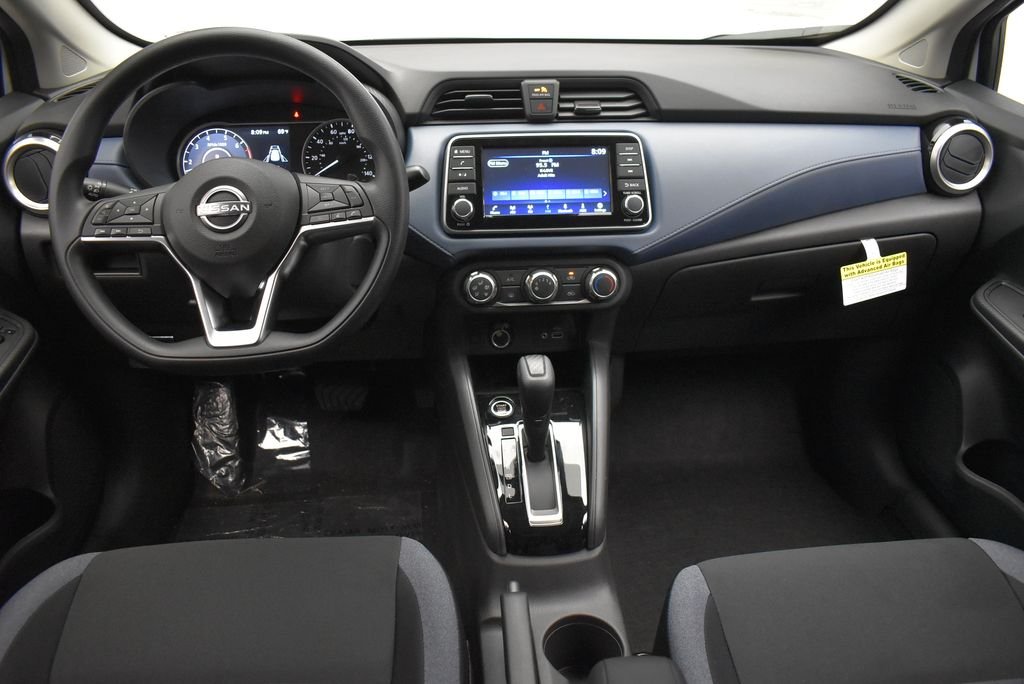 2025 Nissan Versa Sedan SV - Photo 25