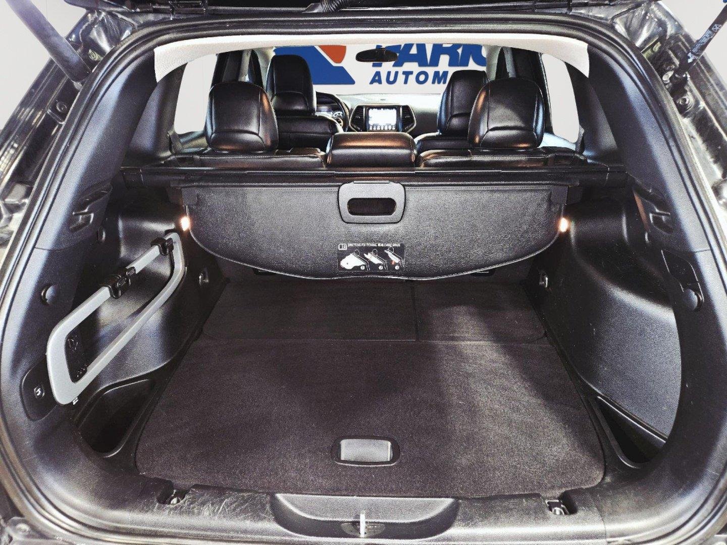 Used 2014 Brilliant Black Crystal Pearlcoat Jeep Limited image 49
