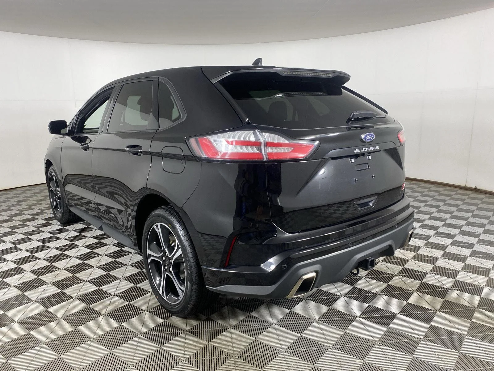 Used 2023 Agate Black Ford ST image 15