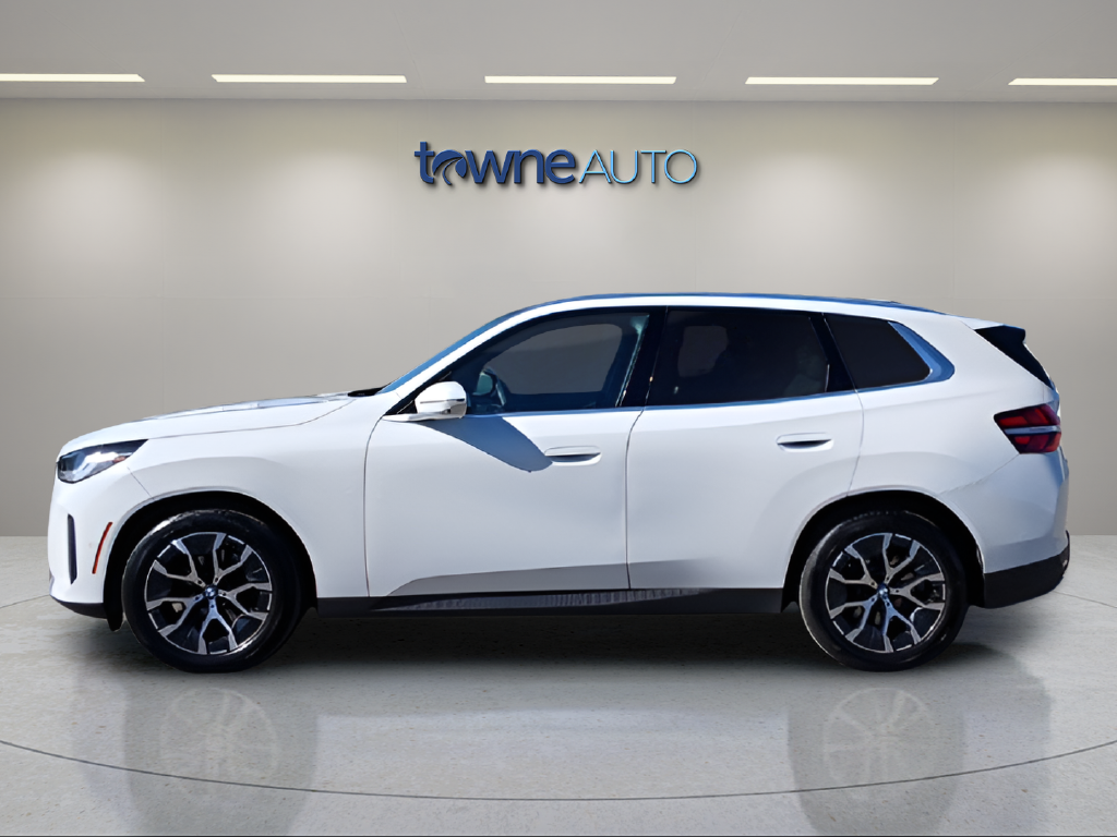 Used 2026 White BMW 30 xDrive image 3