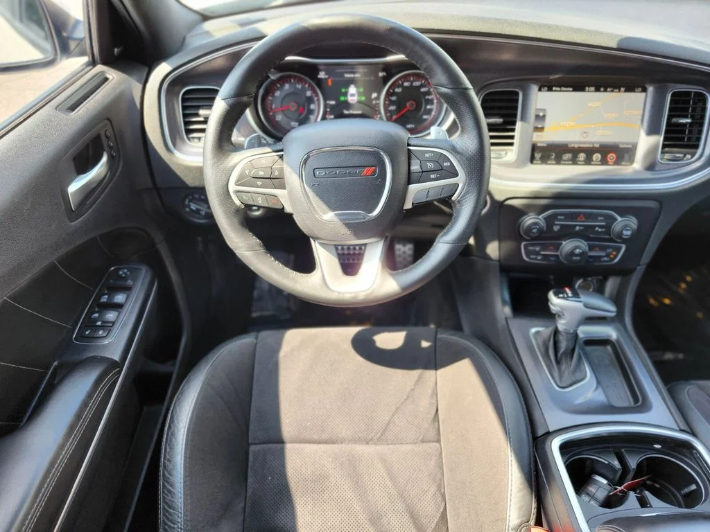 Used 2015 White Dodge R/T Scat Pack image 13