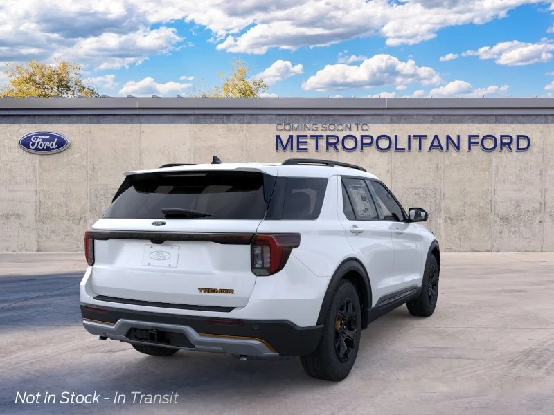 New 2026 Star White Metallic Tri-Coat Ford Tremor® image 8