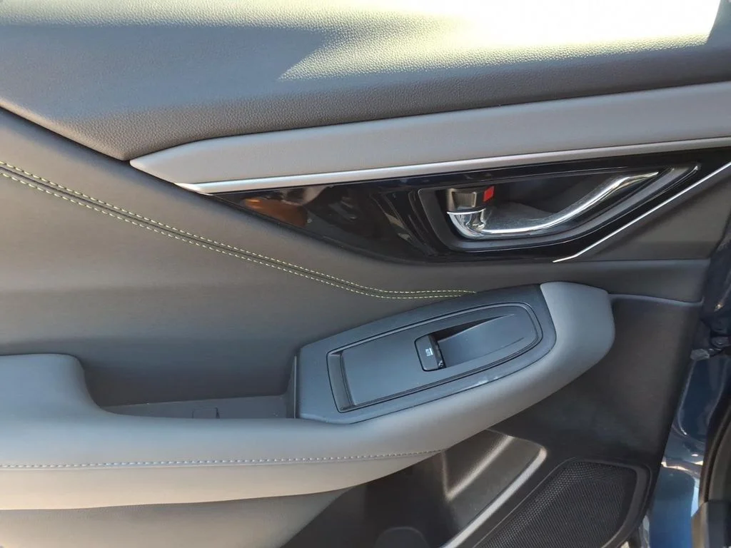 Used 2022 Blue Subaru Onyx Edition XT image 8
