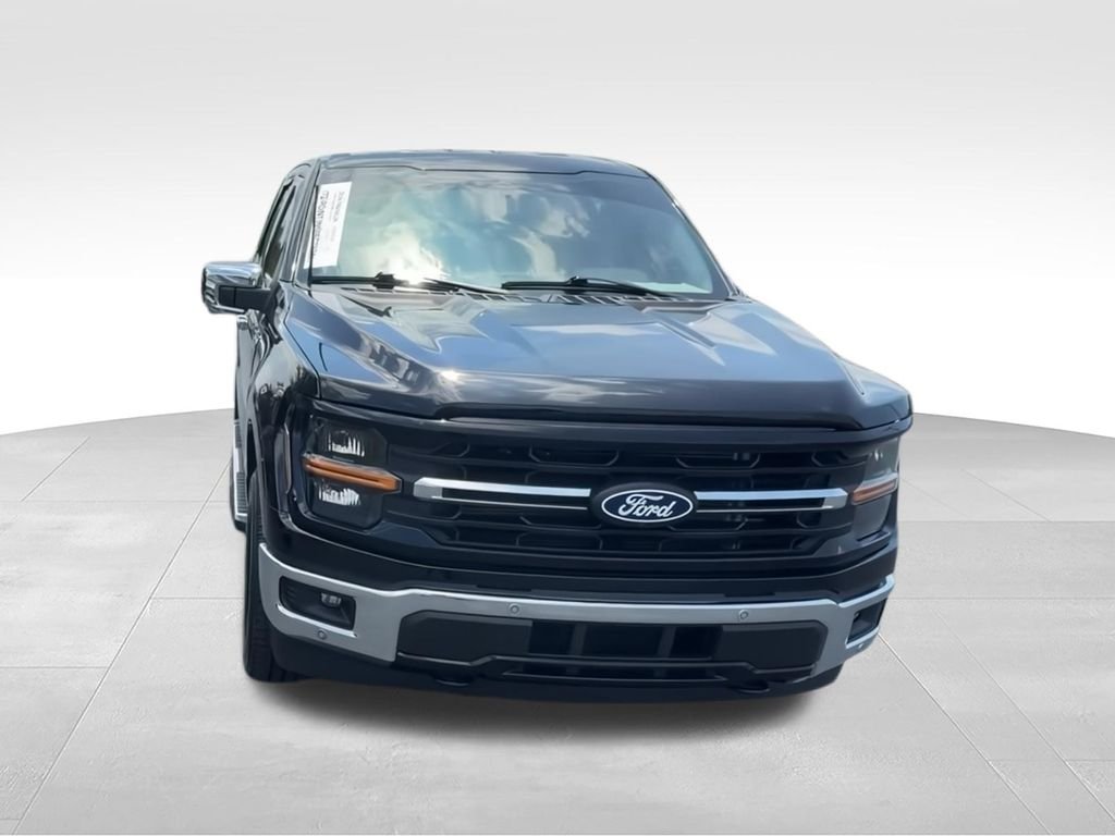 Used 2024 Black Ford XLT image 4
