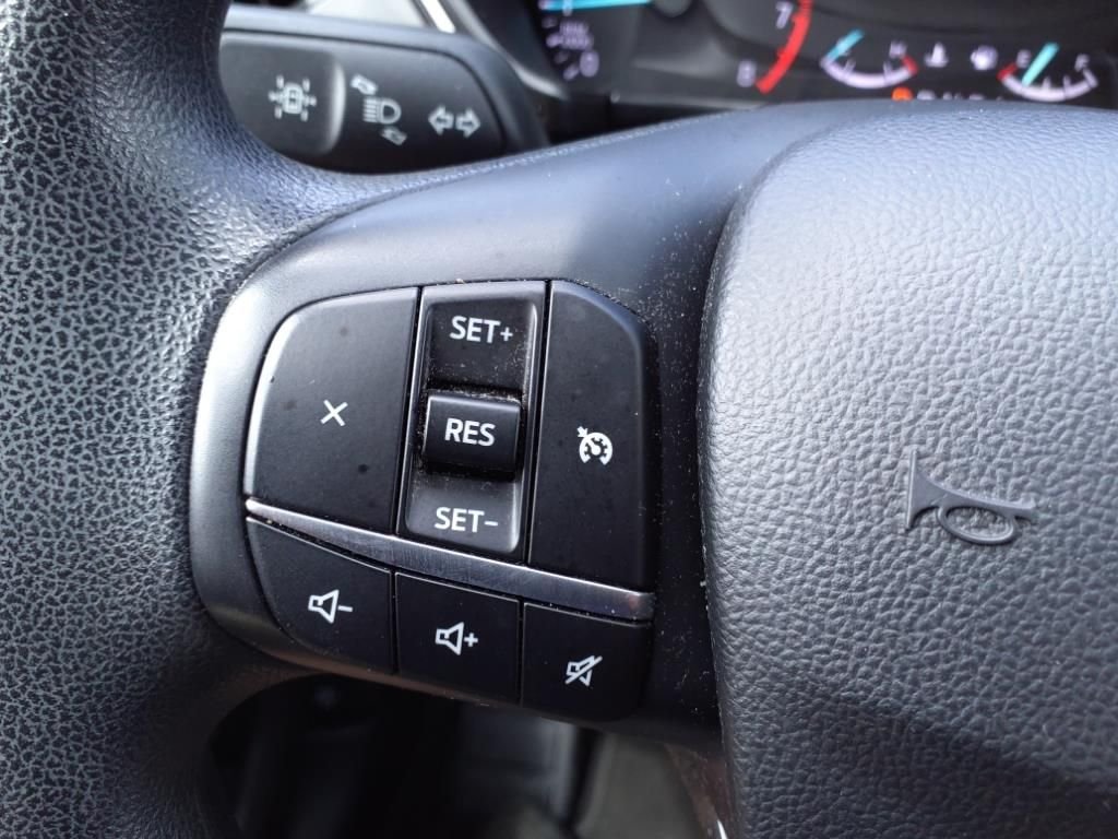 Used 2020 Gray Ford SE image 15