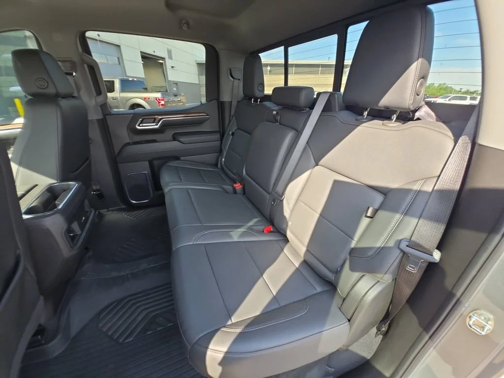 2024 Chevrolet Silverado 1500 LT Trail Boss - Photo 28