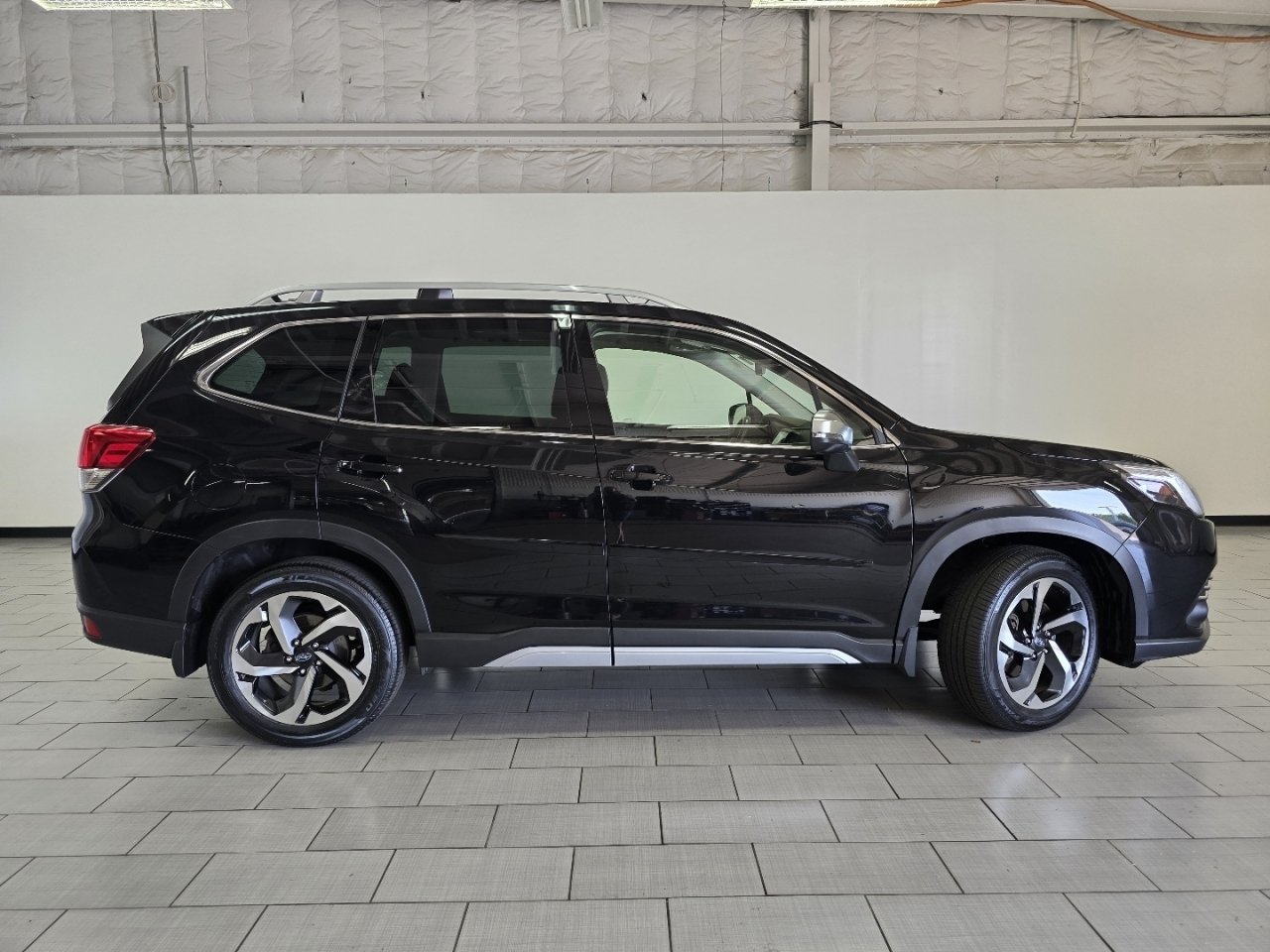 Used 2023 Black Subaru Touring image 17