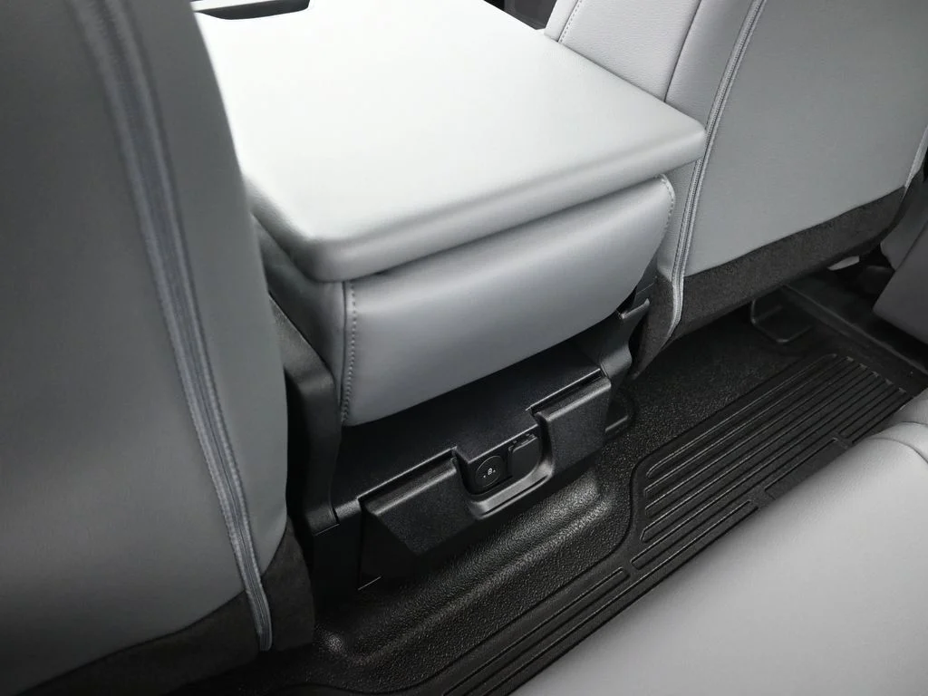 New 2026 White Ford XL image 17