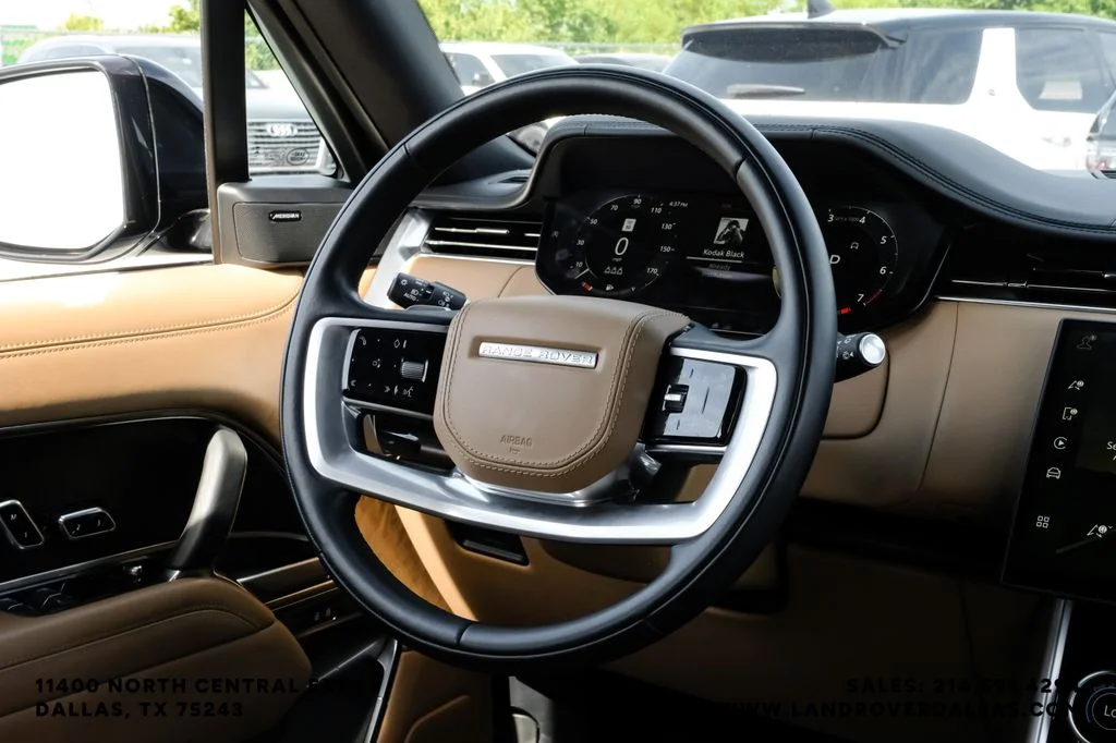 Used 2023 Black Land Rover SE image 16