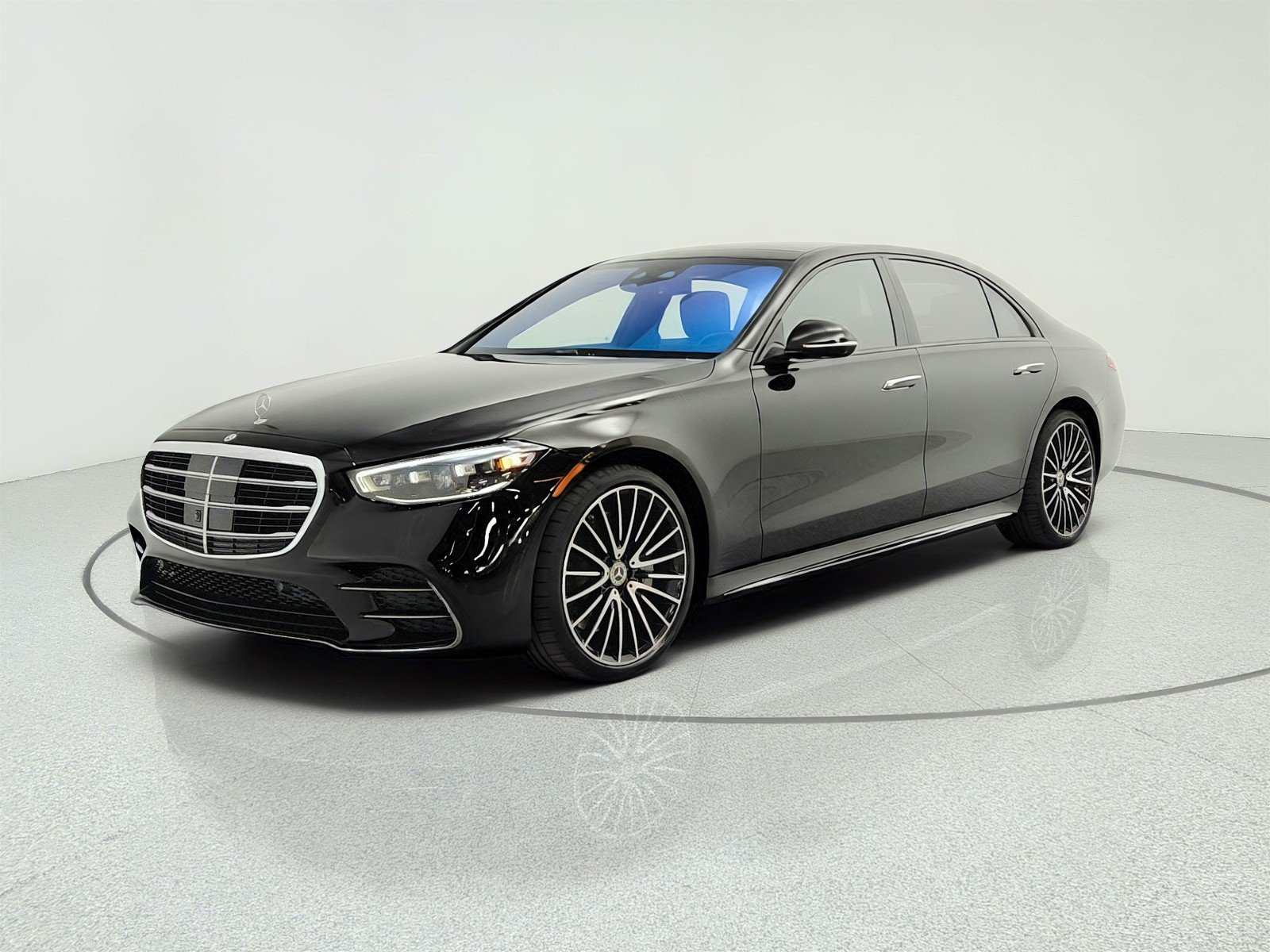 2023 Mercedes-Benz S-Class S 580 4MATIC's photo