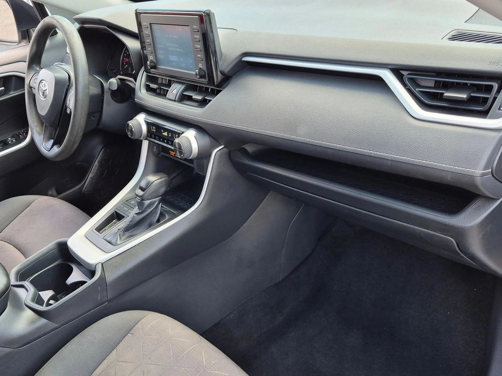 Used 2019 Silver Sky Metallic Toyota XLE image 20