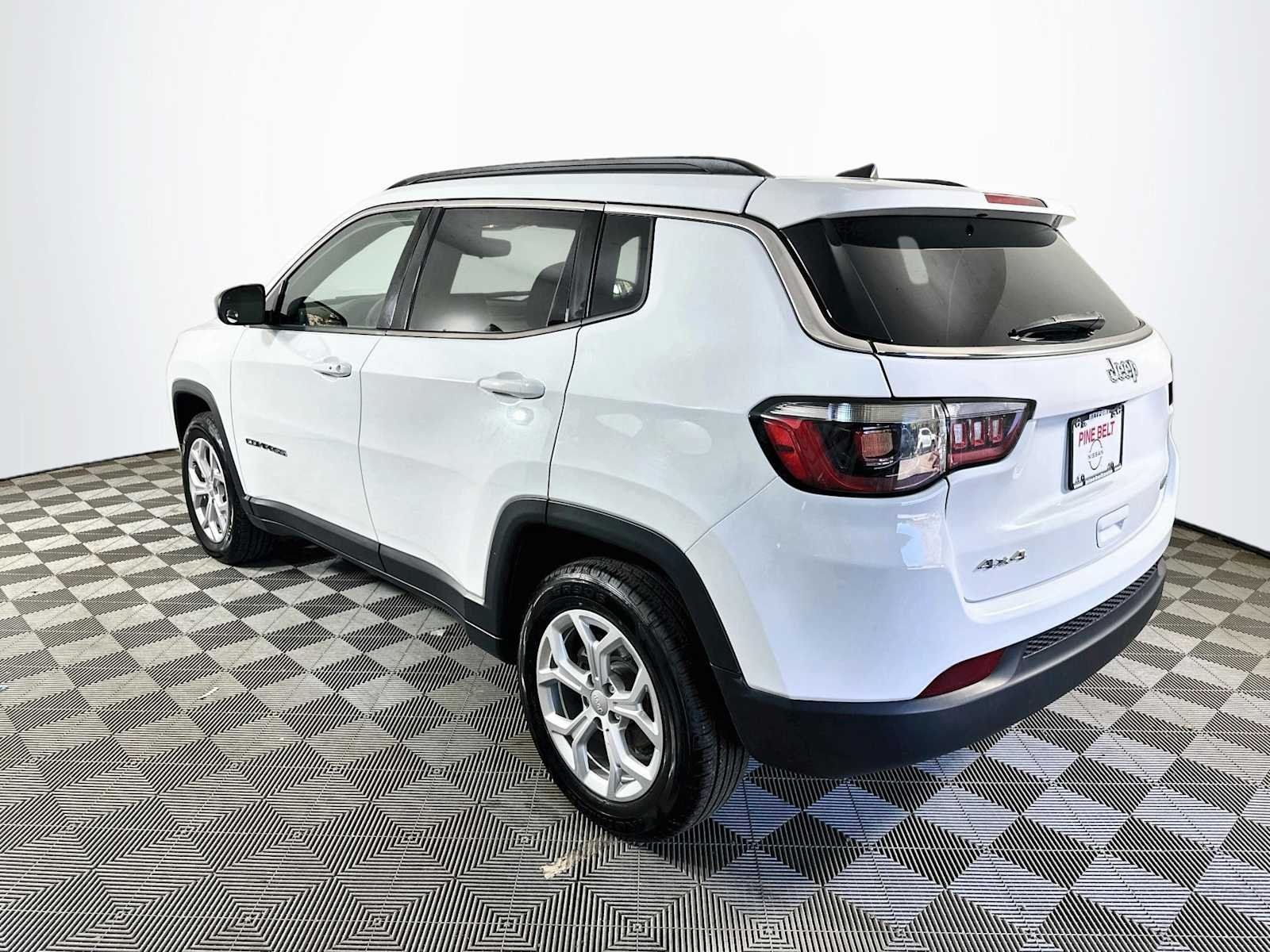 Used 2024 Bright White Clearcoat Jeep Latitude image 6