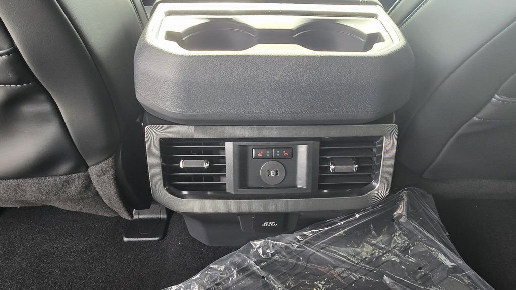 2026 Ford F-250 Super Duty Platinum - Photo 35
