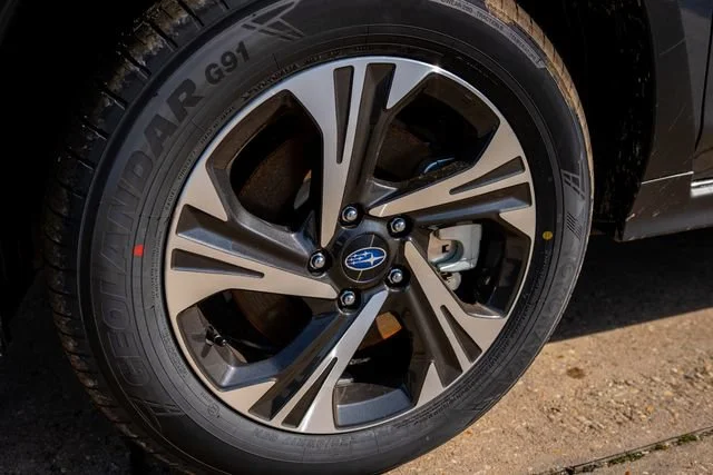 New 2026 Magnetite Gray Metallic Subaru Premium image 42