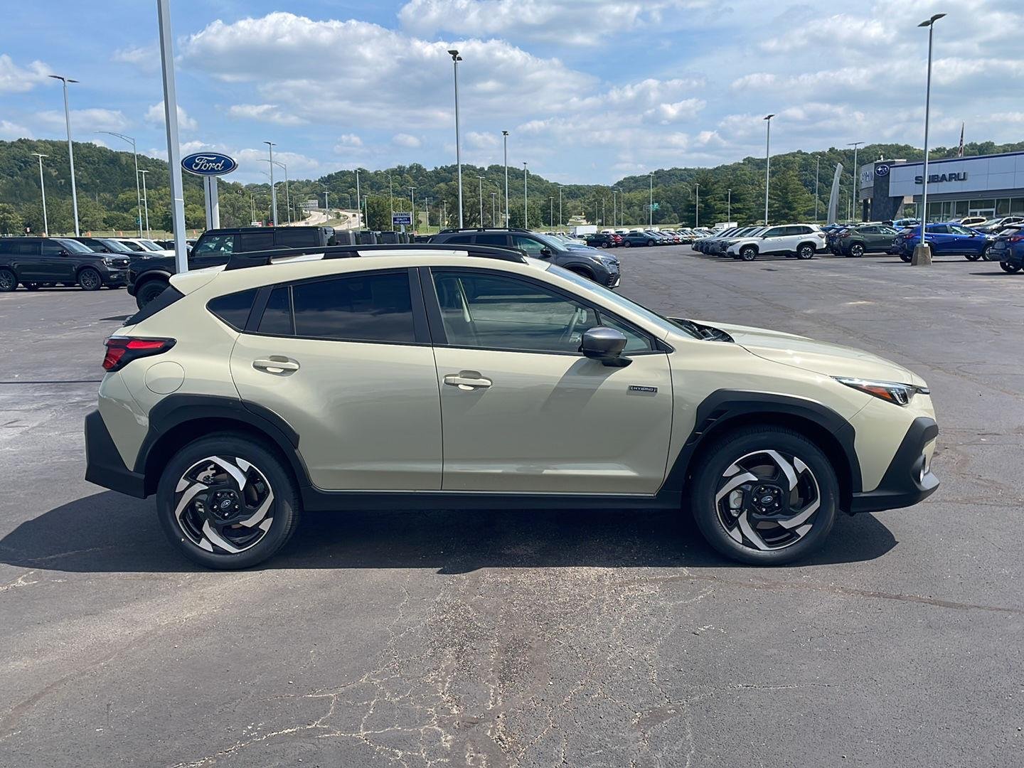 New 2026 SAND DUNE PEARL Subaru Limited Hybrid image 6