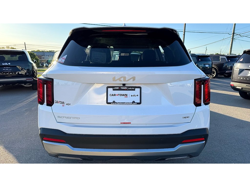 New 2026 Glacial White Pearl Kia S image 5