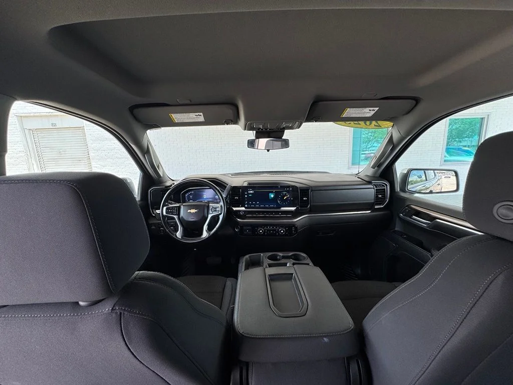 Used 2023 Black Chevrolet LT image 27