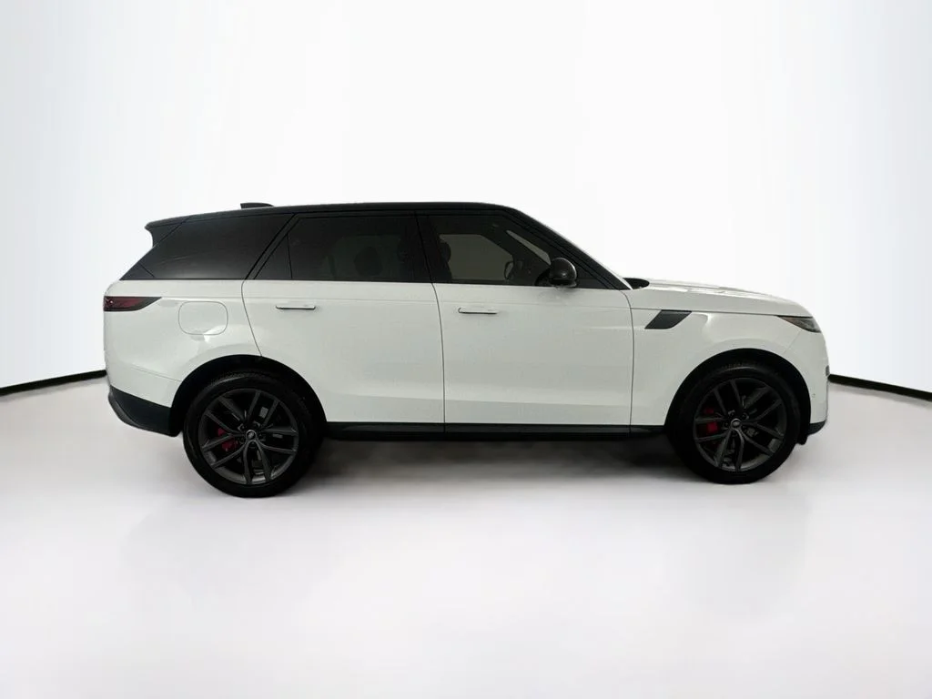 Certified Used 2024 White Land Rover SE image 4