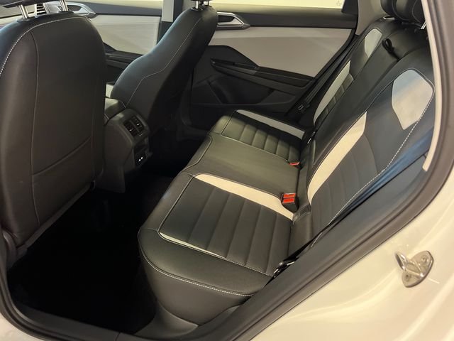 New 2026 White Volkswagen 1.5T SEL image 9