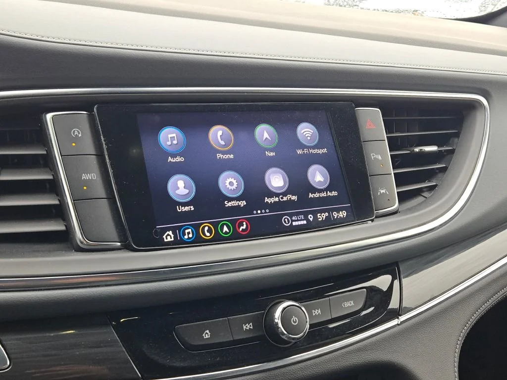 Used 2023 White Buick Premium Group image 27