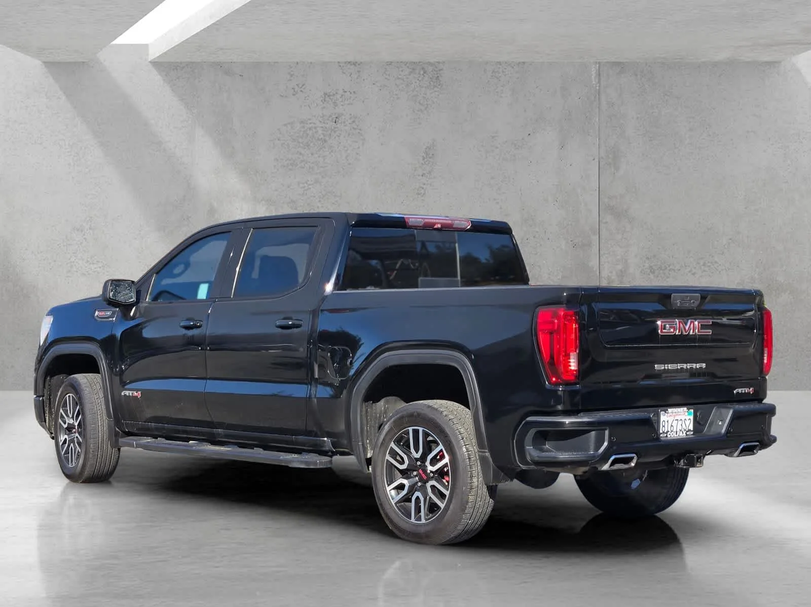 Used 2019 ONYX BLACK GMC AT4 image 6
