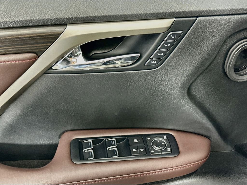 Used 2016 Caviar Lexus 350 image 18