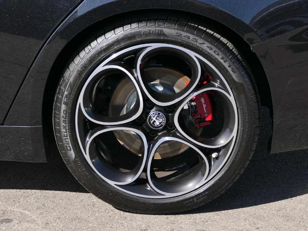 Used 2024 Vulcano Black Metallic Alfa Romeo Veloce image 9