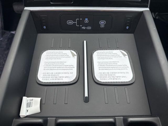 New 2026 Phantom Black Hyundai Limited image 32