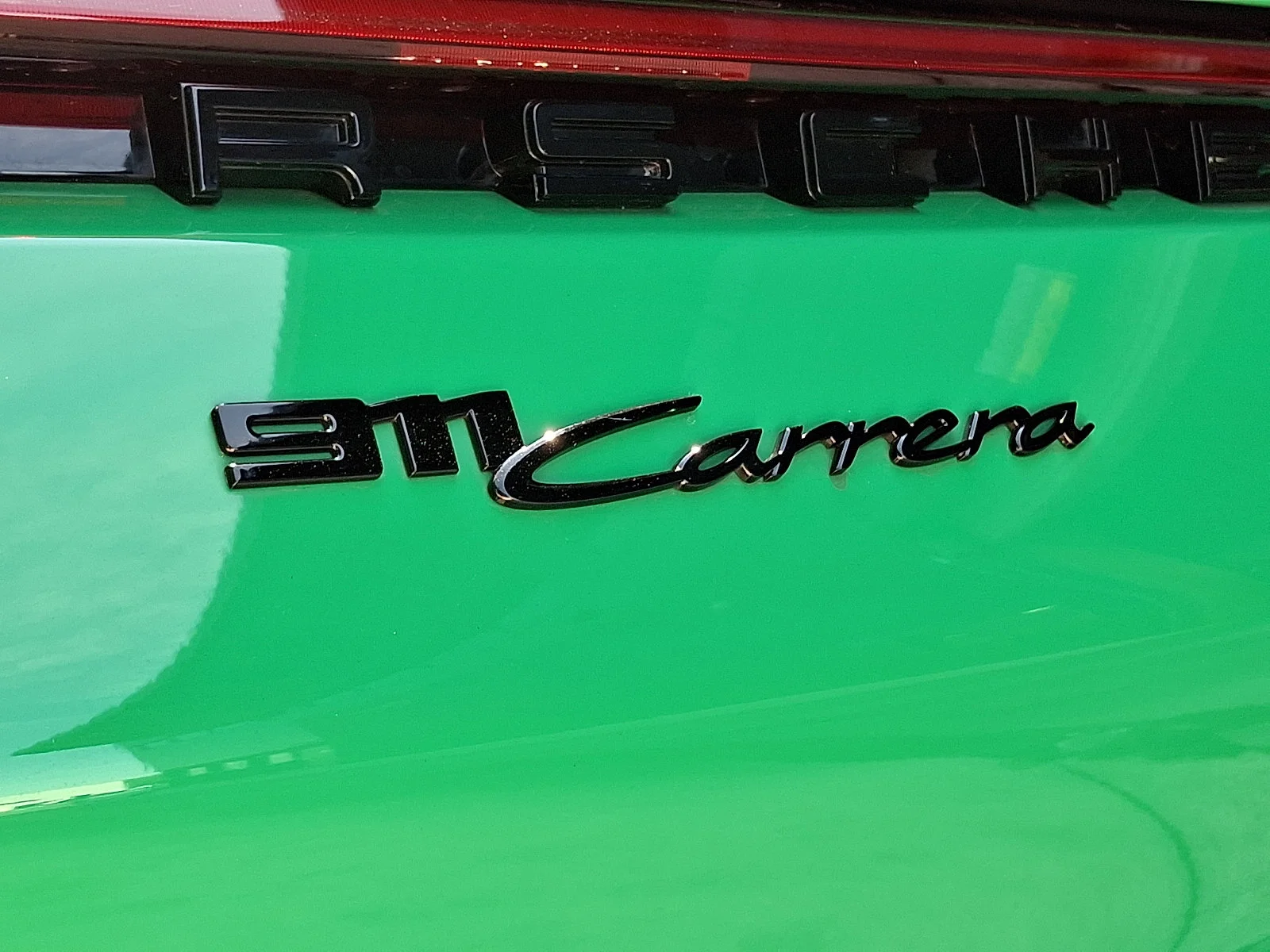 Certified Used 2022 Python Green   3I Porsche Carrera image 32