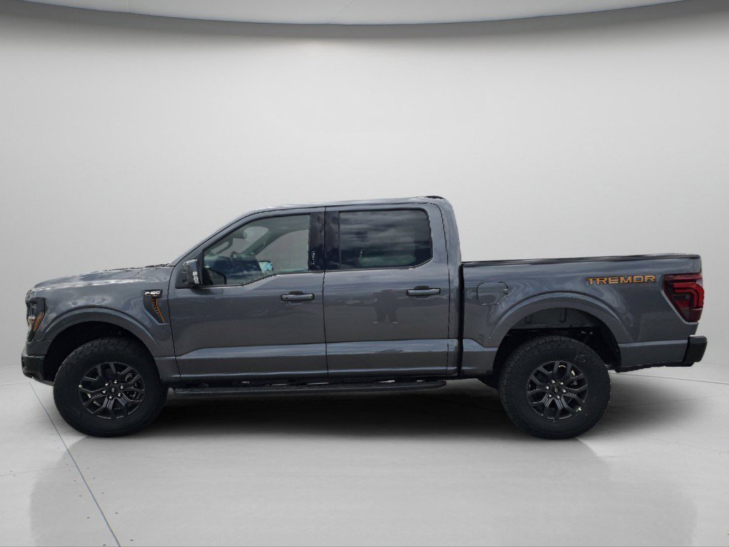 New 2026 Carbonized Gray Metallic Ford Tremor image 23