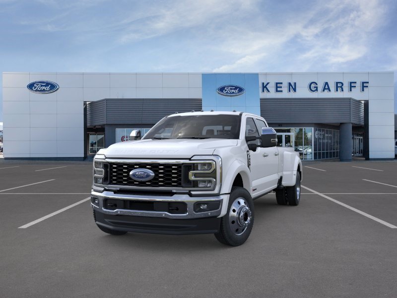 New 2026 Star White Metallic Tri-Coat Ford Platinum image 2