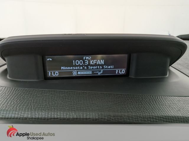 Used 2010 Gray Volvo 3.2 image 22