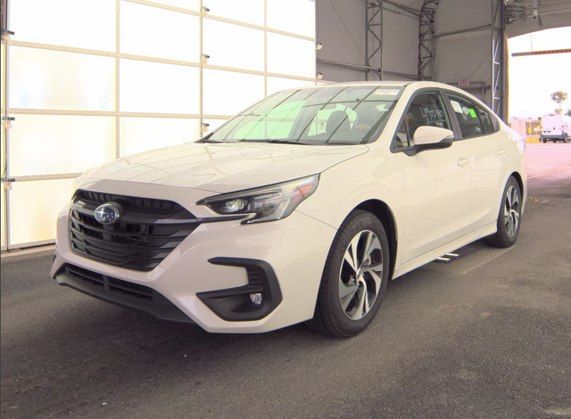 2025 Subaru Legacy Premium's photo