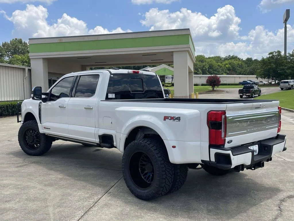 New 2026 White Ford Platinum image 5