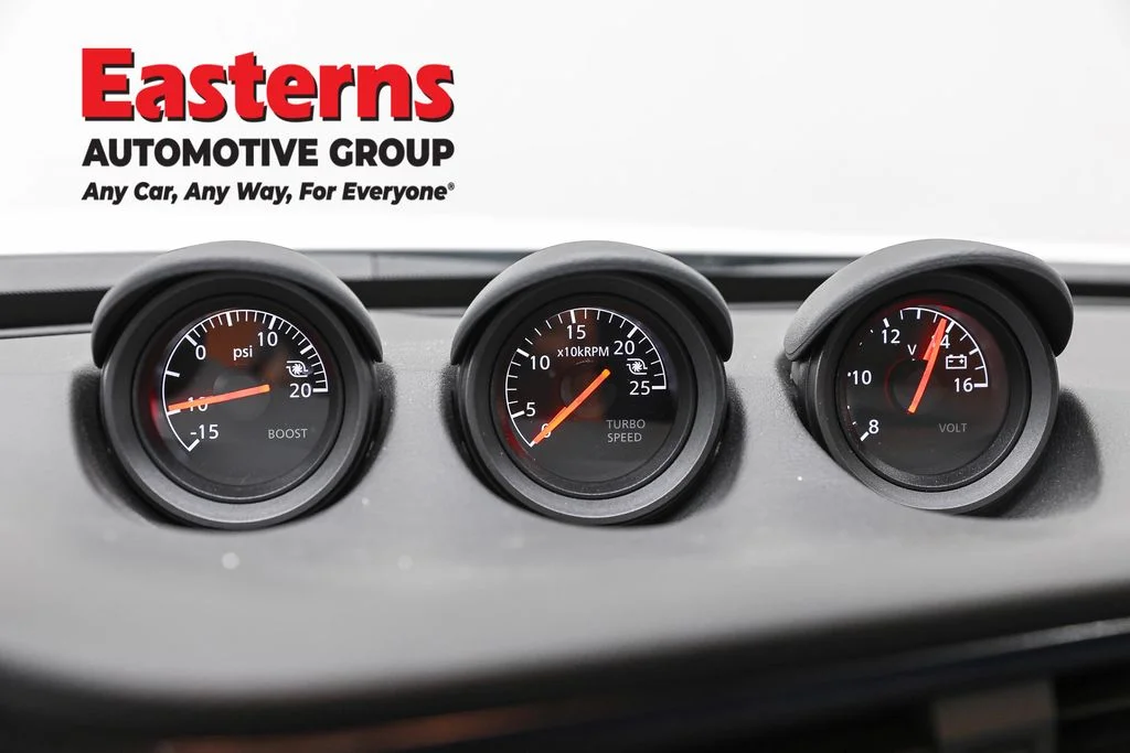 Used 2025 White Nissan Performance image 19