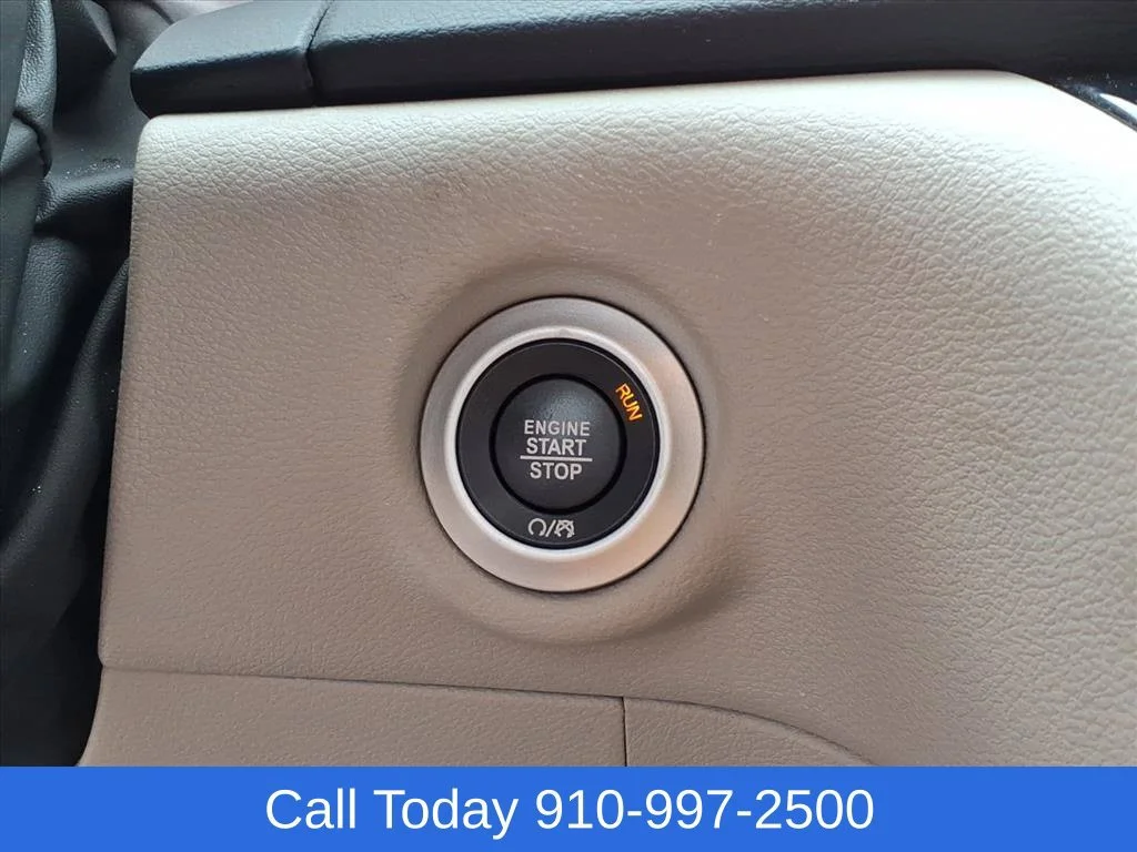 Used 2024 White Chrysler Touring L image 18
