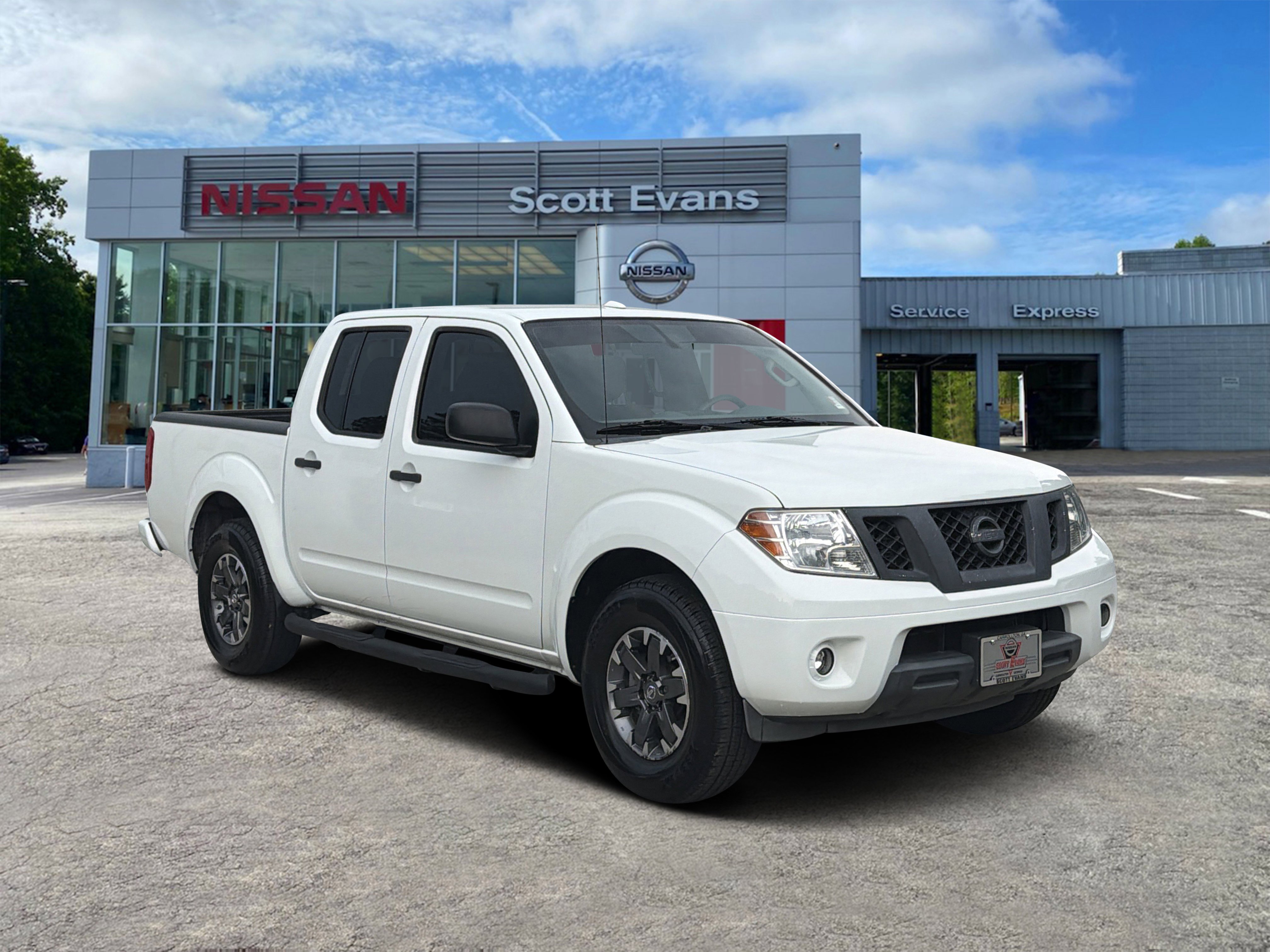 2016 Nissan Frontier 4.0 Desert Runner Crew Cab 4X2 AT's photo