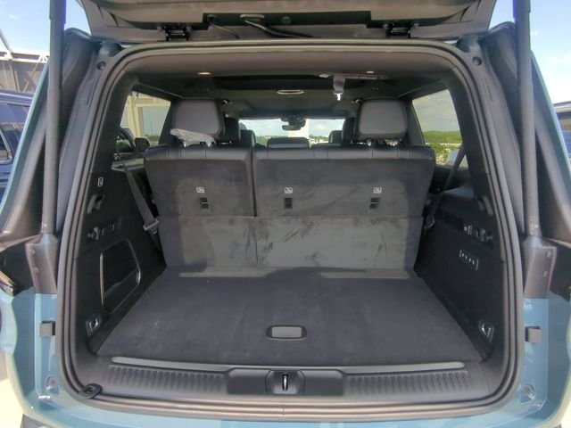 New 2026 Steel Blue Exterior Paint Jeep Limited Reserve image 14