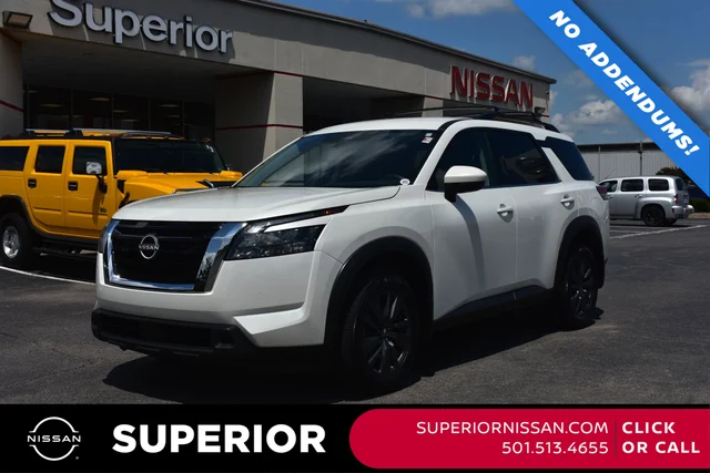 2024 Nissan Pathfinder SV