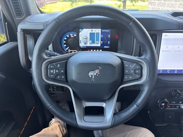 Used 2024 Blue Ford Badlands image 19