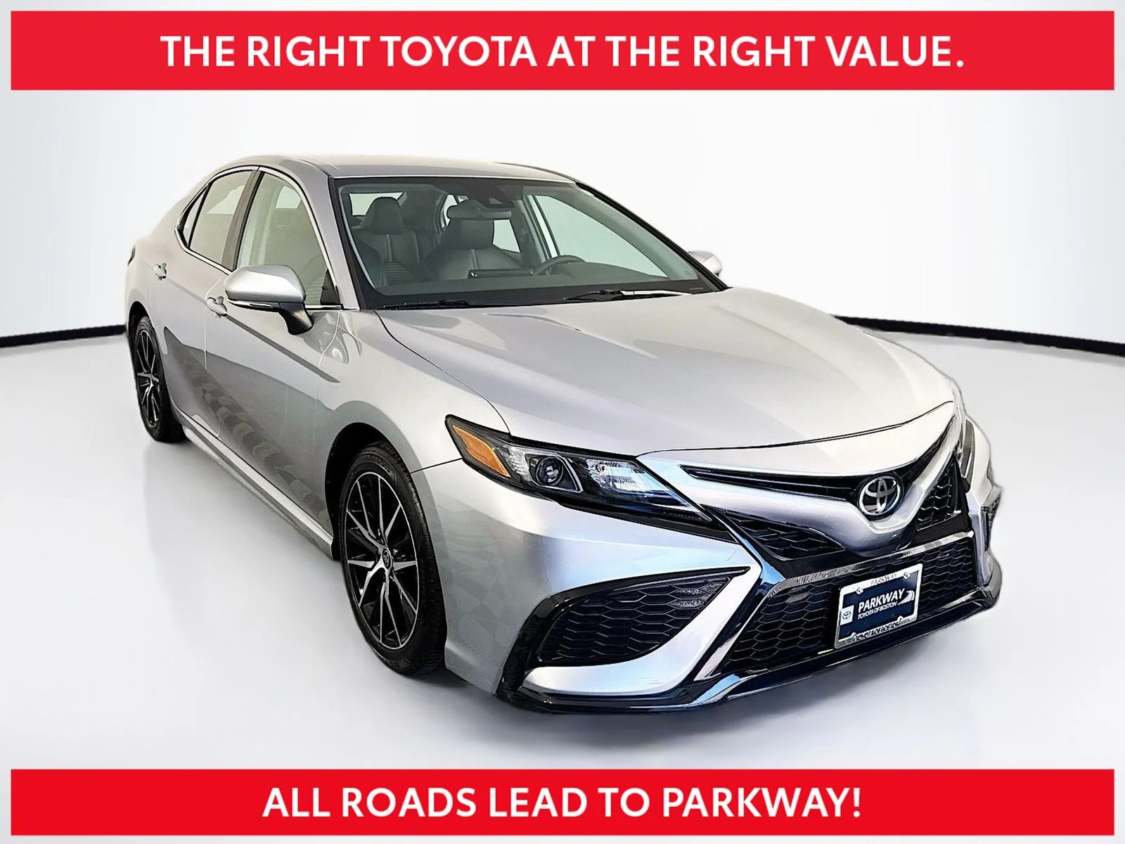 Certified Used 2022 Silver Toyota SE image 1