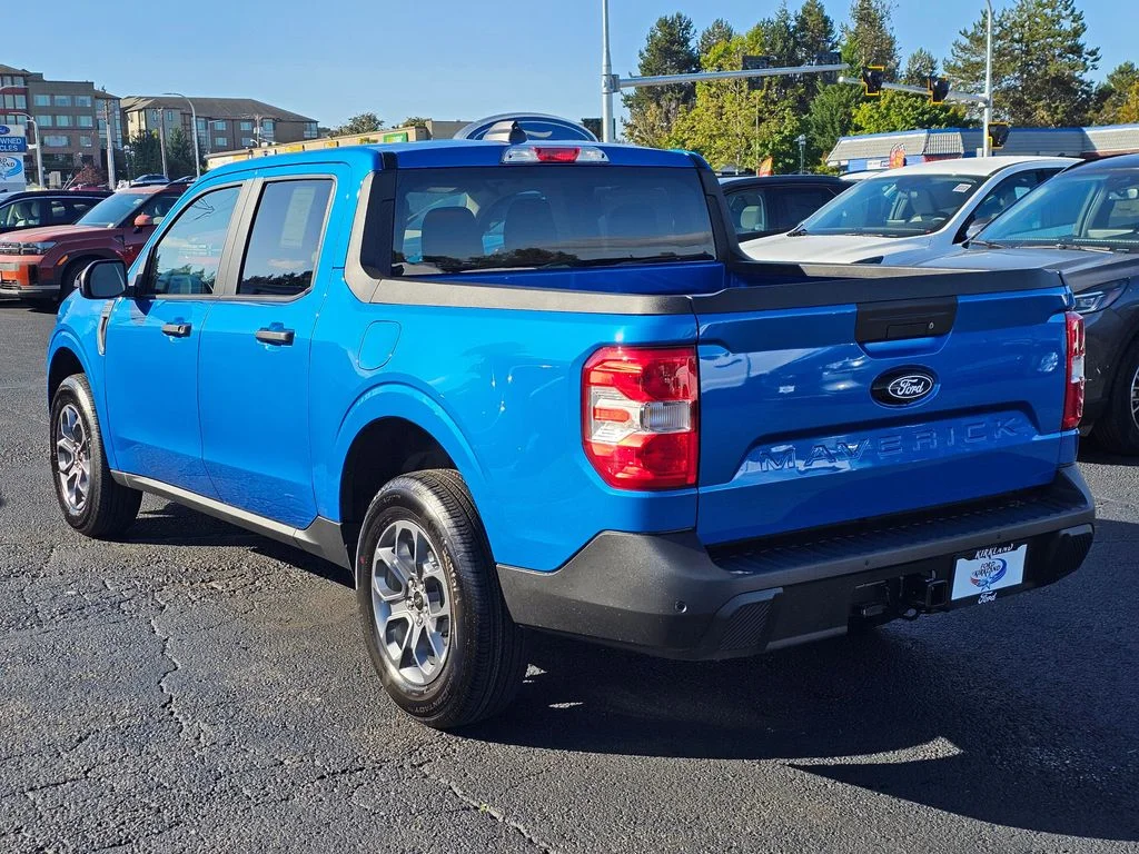 New 2025 Velocity Blue Ford XLT image 5