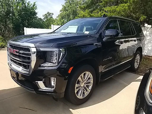 Used 2024 Black GMC SLT image 12