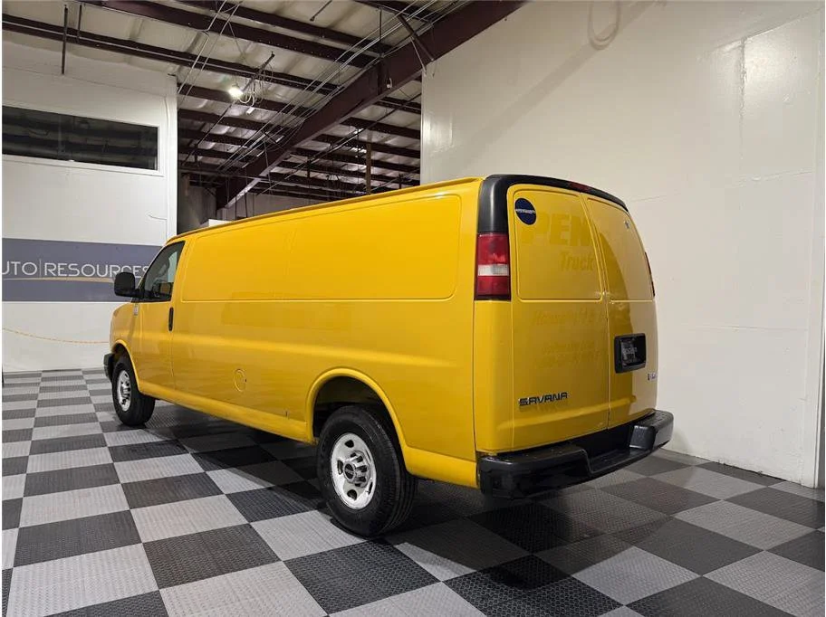 Certified Used 2018 Special Paint GMC Extended Van 3D image 7