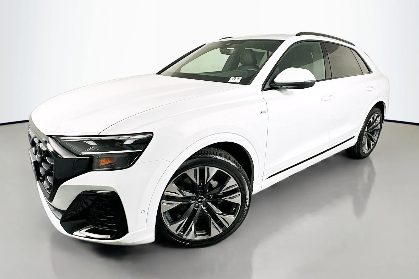 2026 Audi Q8 55 Premium Plus quattro Tiptonic's photo