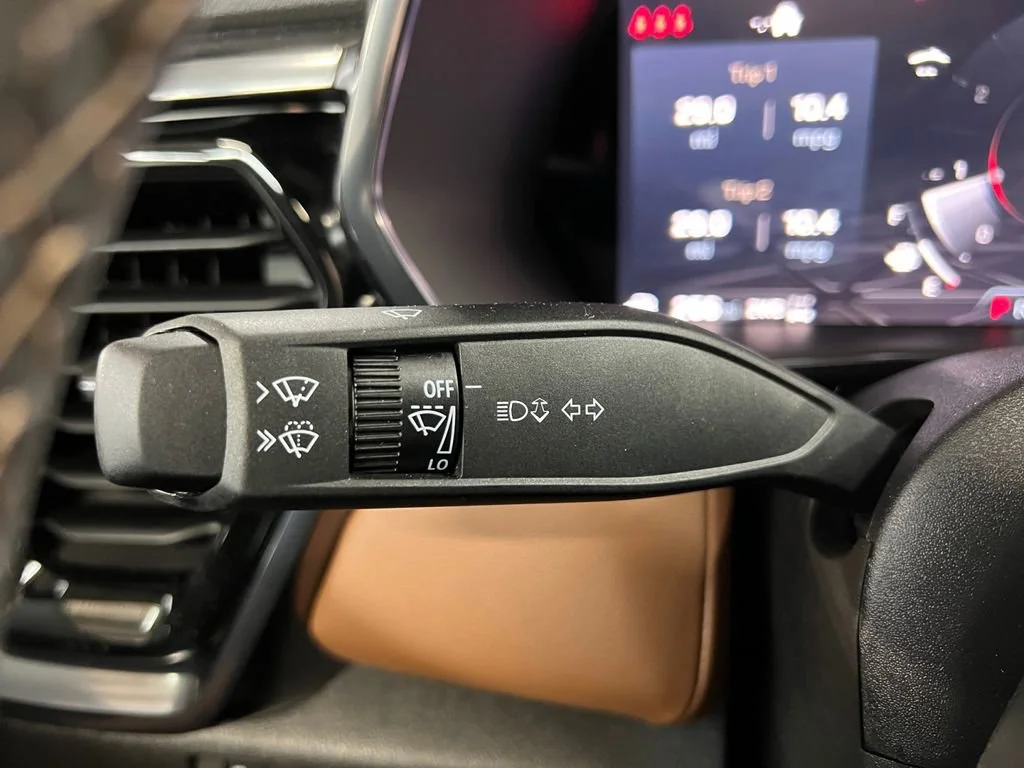 2025 GMC Canyon AT4 - Photo 21