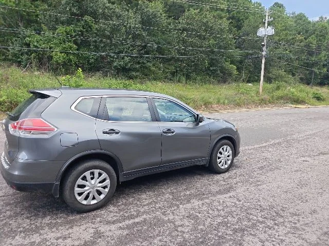 Used 2016 Gun Metallic Nissan S image 3
