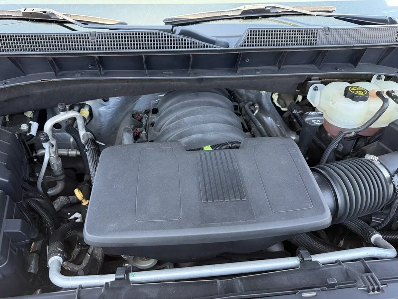 Used 2019 SHADOW GRAY METALLIC Chevrolet LTZ image 27