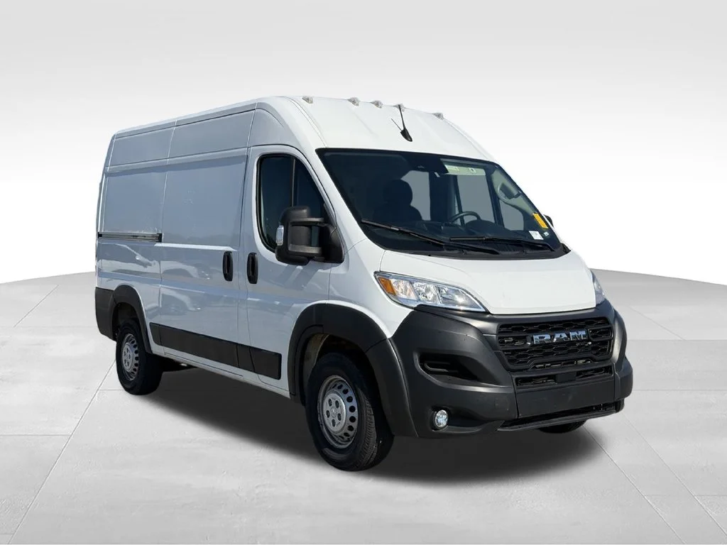 Used 2025 White Ram High Roof image 28